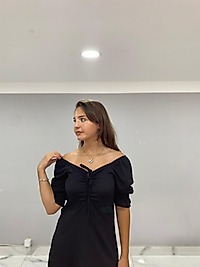 SİYAH KOLLARI LASTİKLİ ELBİSE